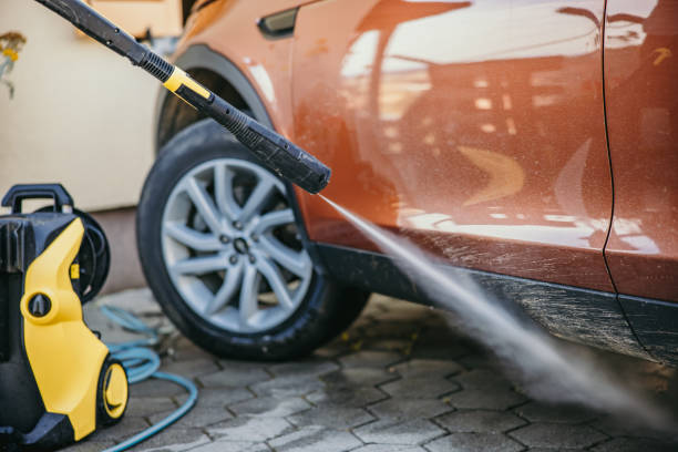 Best Roof Pressure Washing  in Dundalk, MD